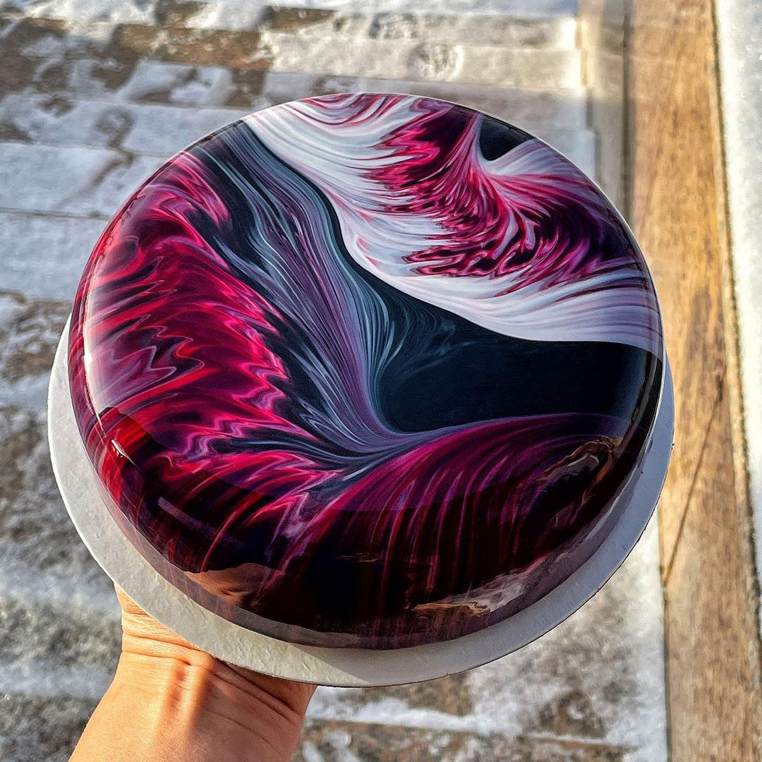 Ksenia Penkina Teaches Glazing Online Pastry Class