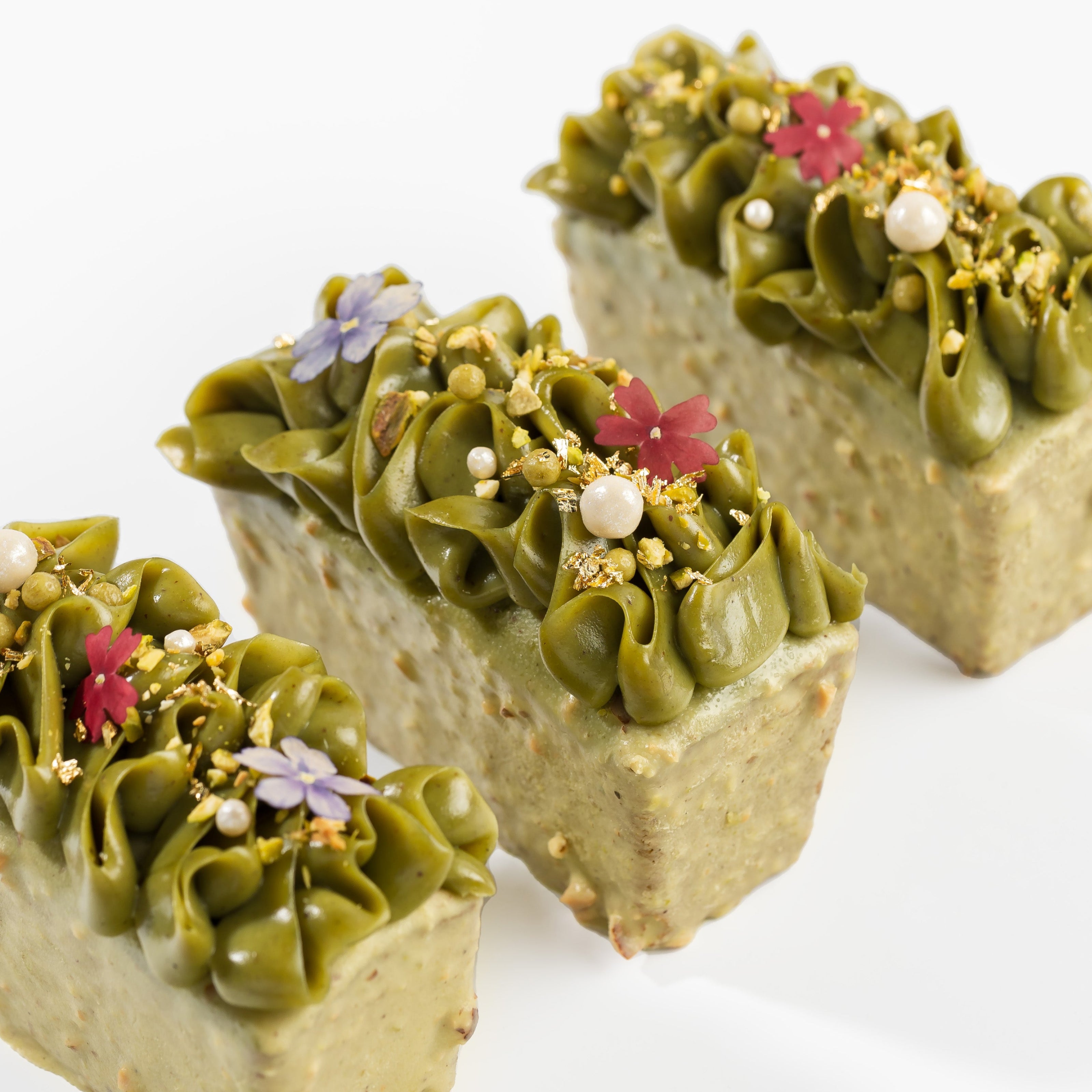 Gregory Doyen Pastry Chef Teaches Petit Pastry Online Master Class PastryClass