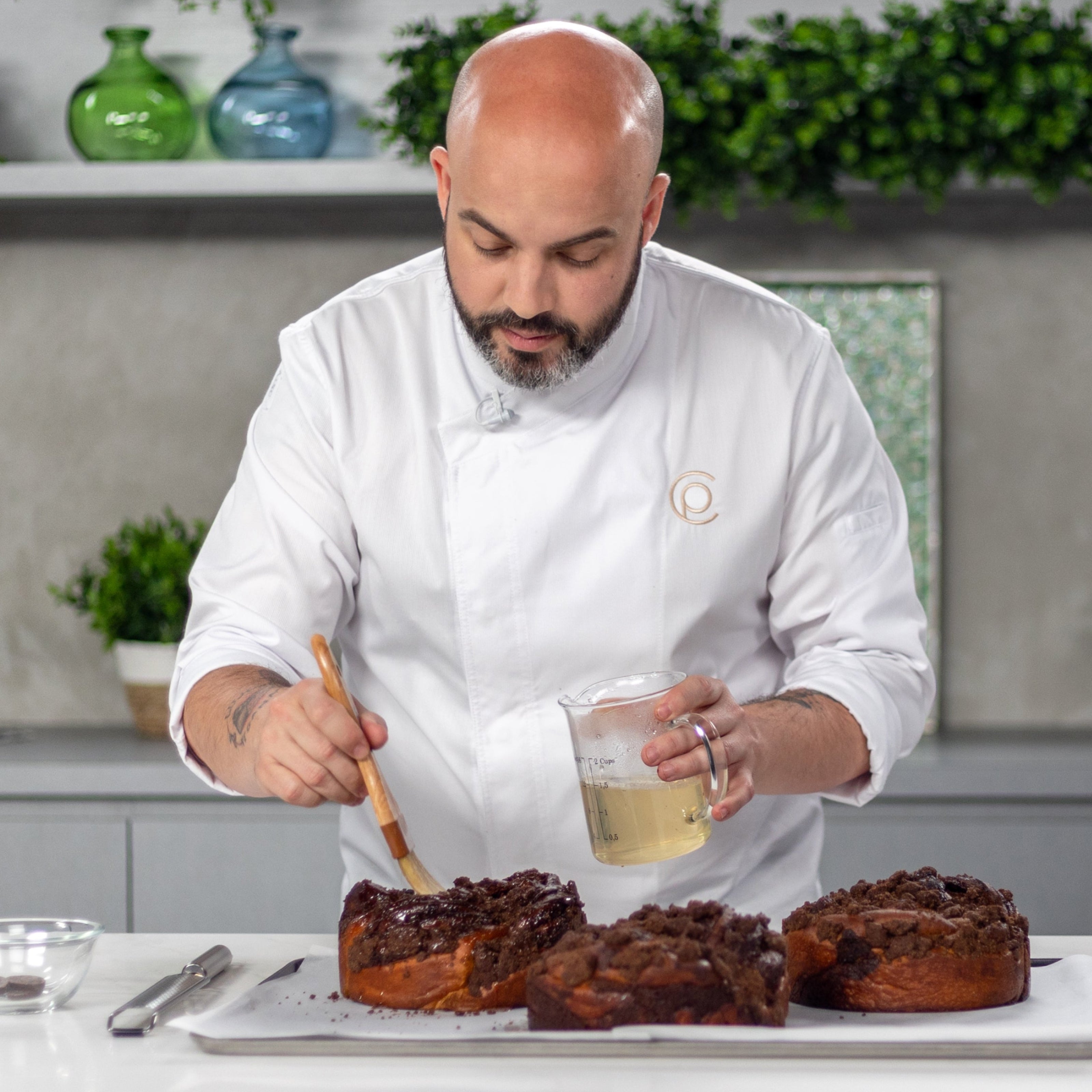 Toni Rodríguez Teaches Modern Vegan Pastry Online Master Class