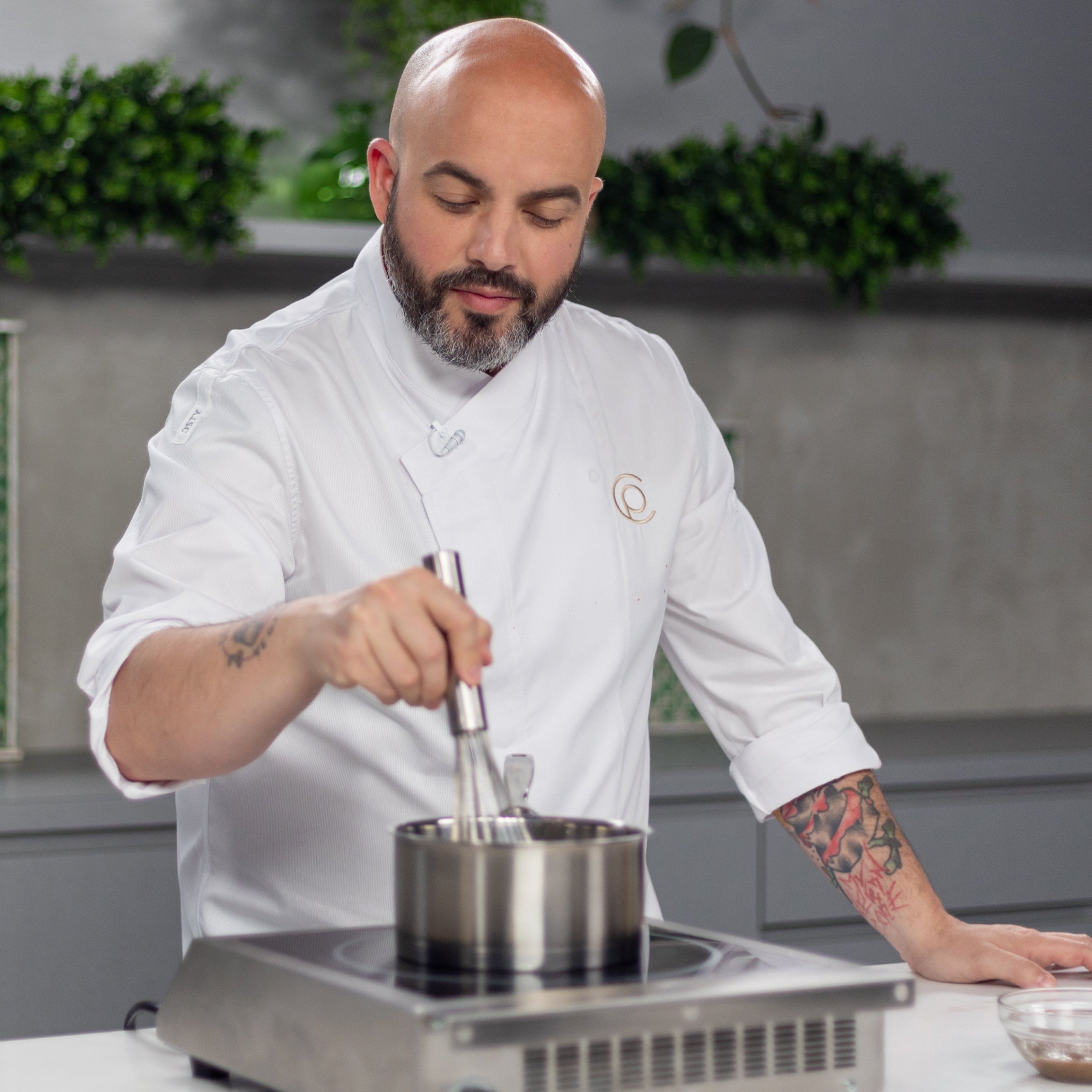 Toni Rodríguez Teaches Modern Vegan Pastry Online Master Class